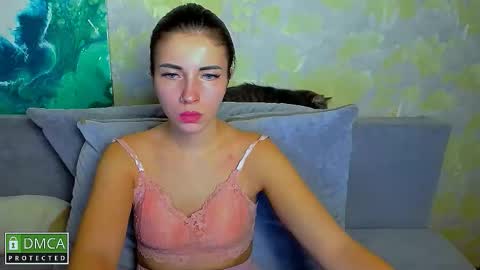 Snapshot of kiraa_sunny chatting on 11.21.25 kiraa sunny online show from 11.21.25