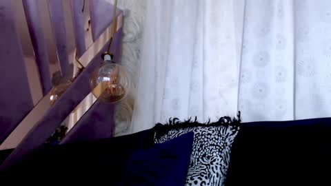 kiraawild online show from 11.14.25