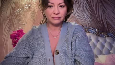 KiraDivine online show from 02.23.26