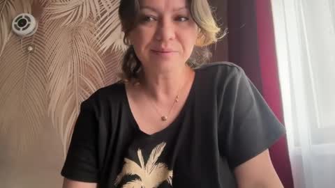 KiraDivine online show from 04.09.26