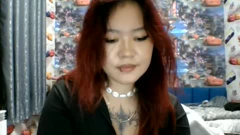 Snapshot of kiradrip chatting on 10.04.25 Kira online show from 10.04.25