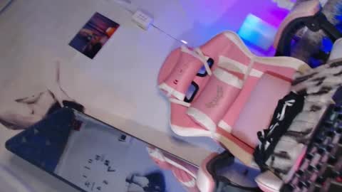 Its your girl KIRA online show from 12.05.24