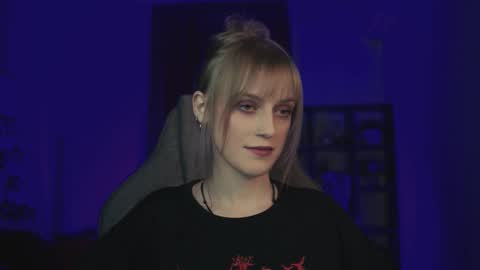 Kira online show from 02.03.26