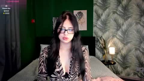 Kisa  online show from 04.05.26