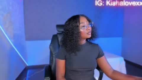 kishalove_ online show from 10.14.25