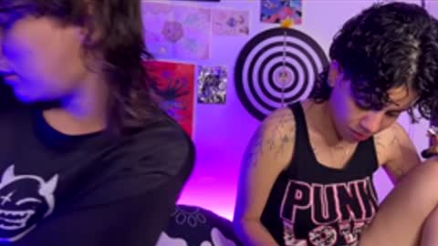 Snapshot of kishiranma chatting on 11.28.25 kishiranma online show from 11.28.25