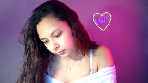 Snapshot of kiss_ameliaa chatting on 02.26.25 kiss_ameliaa online show from 02.26.25