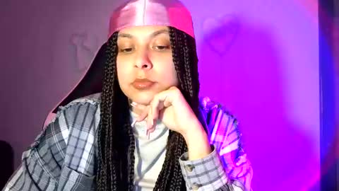 Snapshot of kiss_ameliaa chatting on 03.06.25 kiss_ameliaa online show from 03.06.25