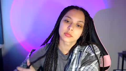 Snapshot of kiss_ameliaa chatting on 03.10.25 kiss_ameliaa online show from 03.10.25