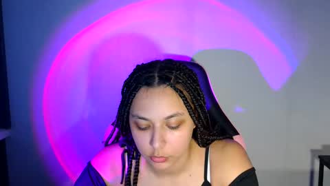 Snapshot of kiss_ameliaa chatting on 03.12.25 kiss_ameliaa online show from 03.12.25