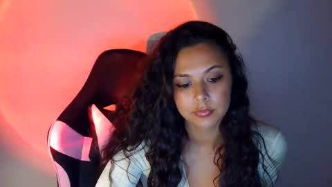 Snapshot of kiss_ameliaa chatting on 09.16.25 kiss_ameliaa online show from 09.16.25