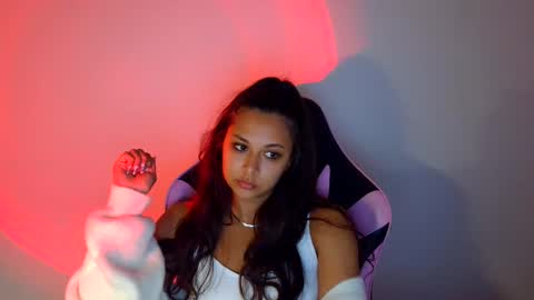 Snapshot of kiss_ameliaa chatting on 09.19.25 kiss_ameliaa online show from 09.19.25