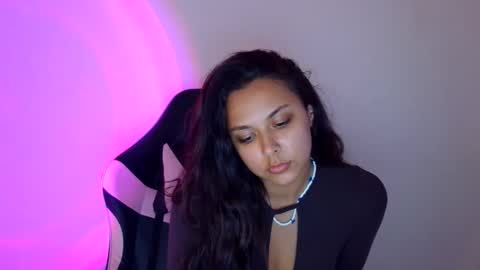 Snapshot of kiss_ameliaa chatting on 09.26.25 kiss_ameliaa online show from 09.26.25