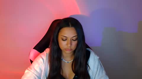 Snapshot of kiss_ameliaa chatting on 10.03.25 kiss_ameliaa online show from 10.03.25