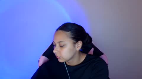 Snapshot of kiss_ameliaa chatting on 10.30.25 kiss_ameliaa online show from 10.30.25