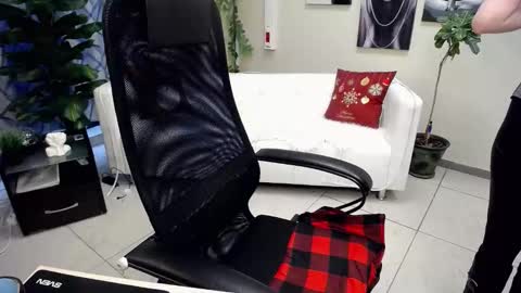 Snapshot of kiss_of_love_0 chatting on 01.18.26 Louise online show from 01.18.26