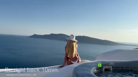 Alexandra online show from 08.02.26