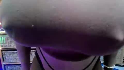 Snapshot of kisses_asian143 chatting on 02.24.26 VICTORIA online show from 02.24.26