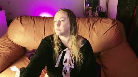 Snapshot of kissica chatting on 01.15.25 kissica online show from 01.15.25