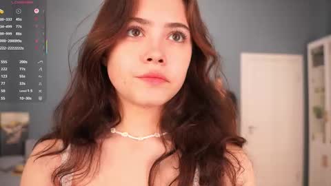 Lola online show from 09.11.25