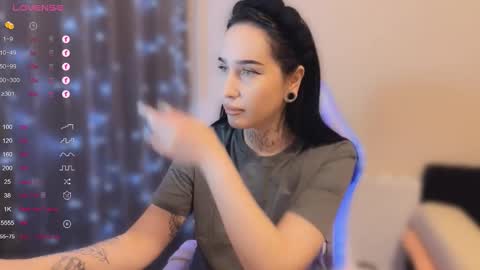 Snapshot of kissmenastya chatting on 10.18.25 Nastya online show from 10.18.25