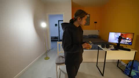 Snezhana online show from 10.19.25