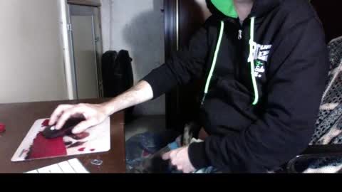 kissofbanned1983 online show from 10.31.25