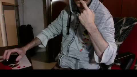 kissofbanned1983 online show from 12.15.25