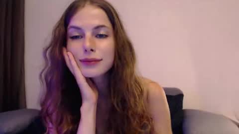 Snapshot of kitkatsweetspot chatting on 07.31.26 kitkatsweetspot online show from 07.31.26