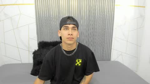 kitsune_44 online show from 04.02.26