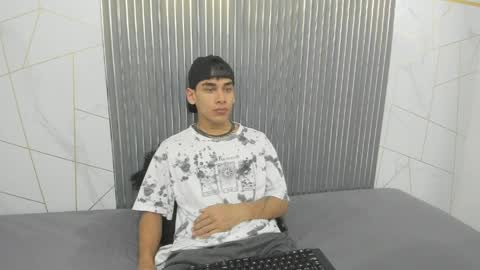 kitsune_44 online show from 04.06.26