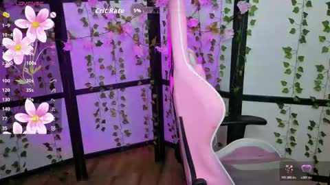 Snapshot of kitsune_little chatting on 03.25.26 kitsune_little online show from 03.25.26