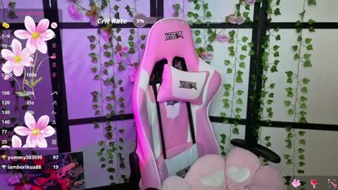 Snapshot of kitsune_little chatting on 04.10.26 kitsune_little online show from 04.10.26