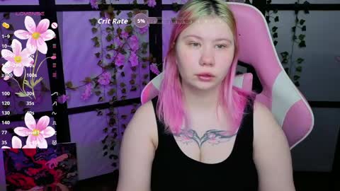 Snapshot of kitsune_little chatting on 04.13.26 kitsune_little online show from 04.13.26