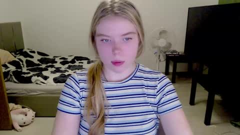 Jennyblonde and Emmabrunette online show from 12.01.24