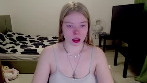 Jennyblonde and Emmabrunette online show from 12.09.24