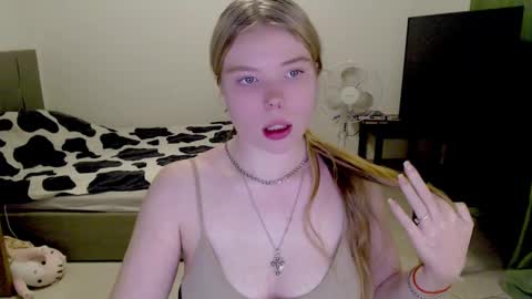 Jennyblonde and Emmabrunette online show from 12.12.24
