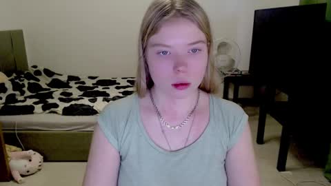 Jennyblonde and Emmabrunette online show from 12.16.24