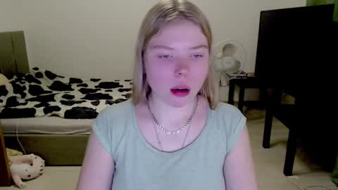 Jennyblonde and Emmabrunette online show from 12.16.24
