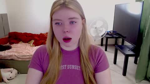 Jennyblonde and Emmabrunette online show from 02.21.26