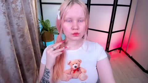 kittenxoann online show from 04.18.26