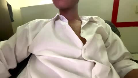 Snapshot of kitti1212 chatting on 12.19.24 kitti1212 online show from 12.19.24