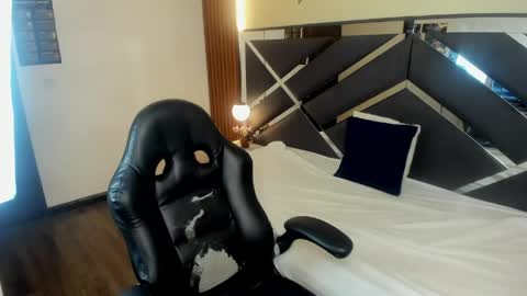 Kittie Vixen online show from 04.11.26