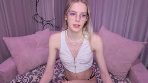 Kitty online show from 06.04.26