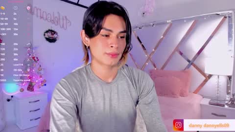 dann  online show from 12.12.24