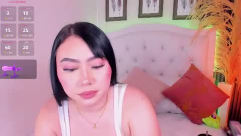 Snapshot of kitty_blueee chatting on 06.10.26 kitty online show from 06.10.26