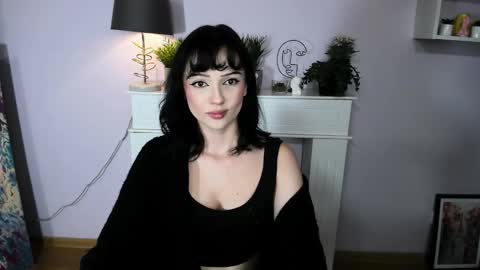 Snapshot of kitty_denise chatting on 11.17.25 Denise online show from 11.17.25