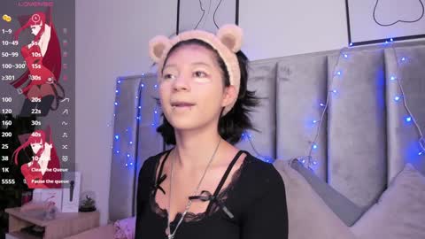 Camila online show from 01.10.25