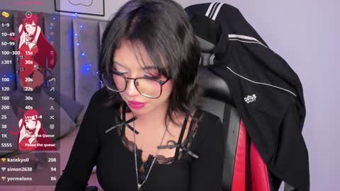 Camila online show from 01.10.25