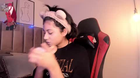 Camila online show from 03.06.25